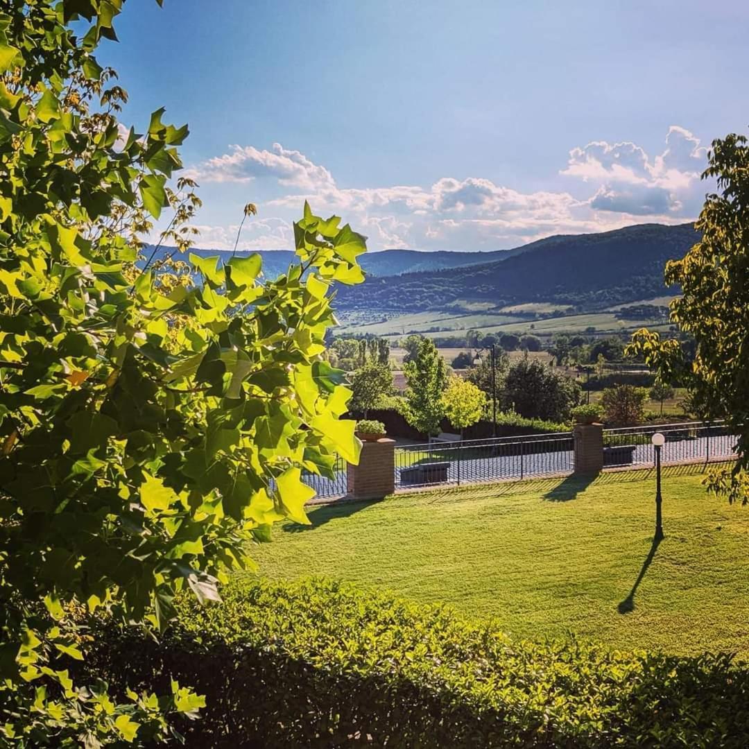 La Fonte Di Montebuono Villa Magione Eksteriør billede